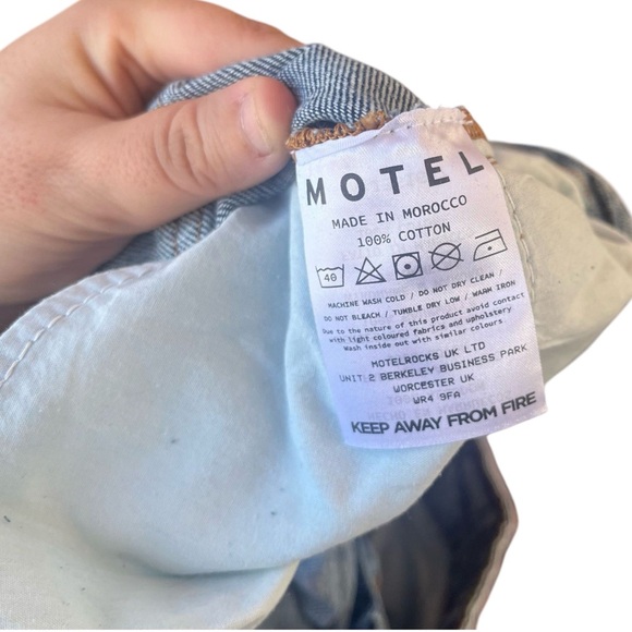 Motel Denim Roomy Extra Wide Low Rise Jeans In Vintage Blue Wash Size 32x34 - Picture 6 of 7